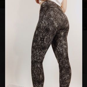 Jockey Workout Snake Patterned Leggings